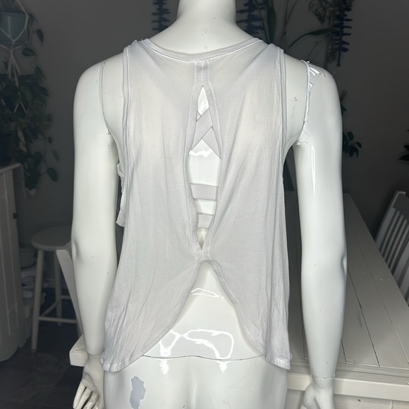 Lululemon size 10 racerback strappy white bralette tank - Picture 5 of 11